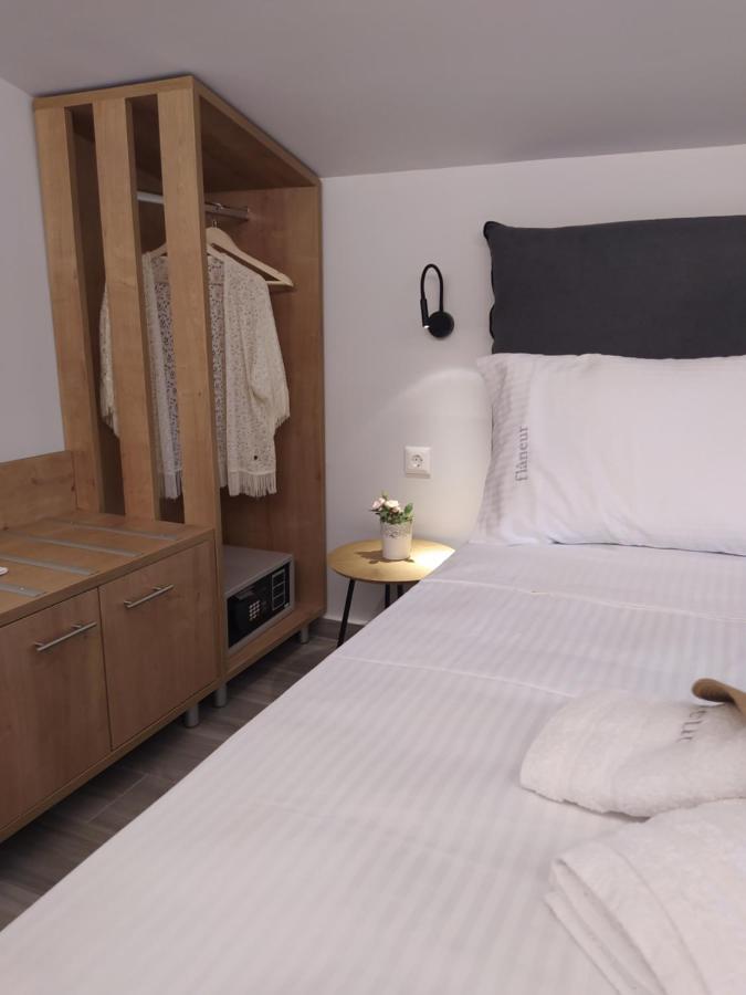 Flaneur Apartments Ormos Panagias Eksteriør billede